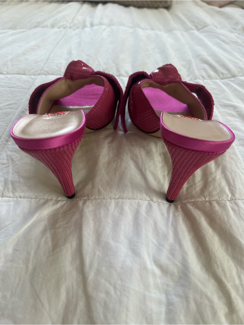 Gucci Pink Sequin Bow Mule Heels - Picture 4 of 5